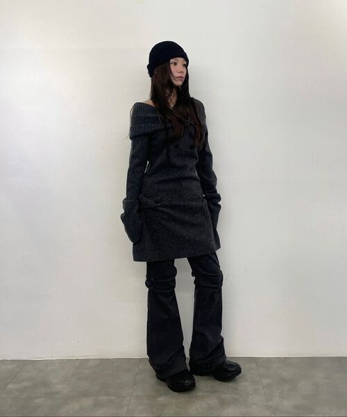 Miseki SEOUL(ミセキソウル)の「Shifted snap pants CHARCOAL(その他パンツ・レディース・その他・1/2)」の4枚目の写真