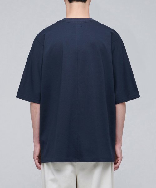 MUSINSA STANDARD（ムシンサスタンダード）の「フォンテドルマンスリーブオーバーサイズ半袖Tシャツ[ネイビー]（Tシャツ/カットソー・メンズ・その他・SMALL/MEDIUM/LARGE/X-LARGE/XX-LARGE/XXX-LARGE）」の4枚目の写真