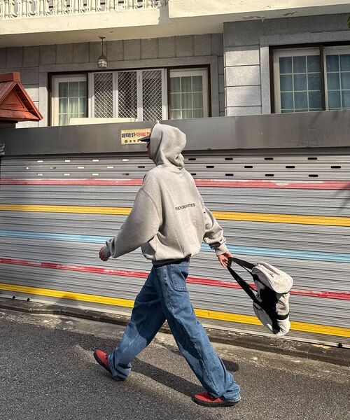 PUNCH DRUNK PARTIES（パンチドランクパーティーズ）の「Circle Logo Oversized Hoodie (GRAY)（パーカー・メンズ・その他・1/2/0/3）」の3枚目の写真