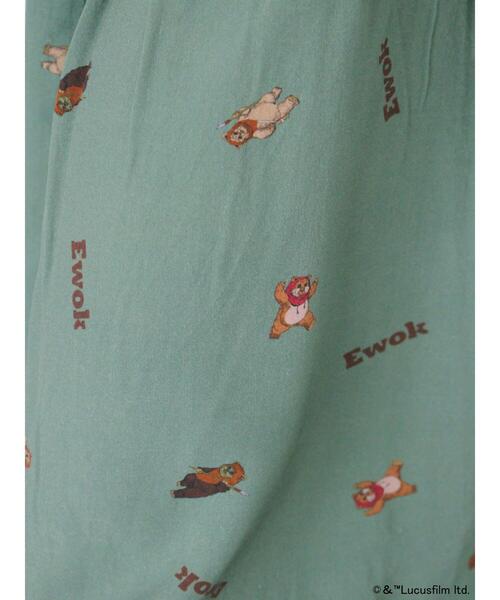 ehka sopo(エヘカソポ)の「STARWARS/総柄スカート(スカート・レディース・ベージュ/ブラック/カーキ・F)」の7枚目の写真