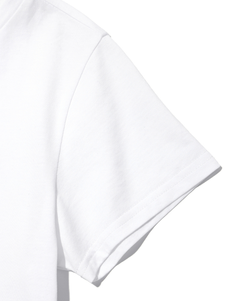 YOUHEE(ユヒ)の「SMALL LETTERING T-SHIRT WHITE(Tシャツ/カットソー・レディース・その他・FREE)」の5枚目の写真