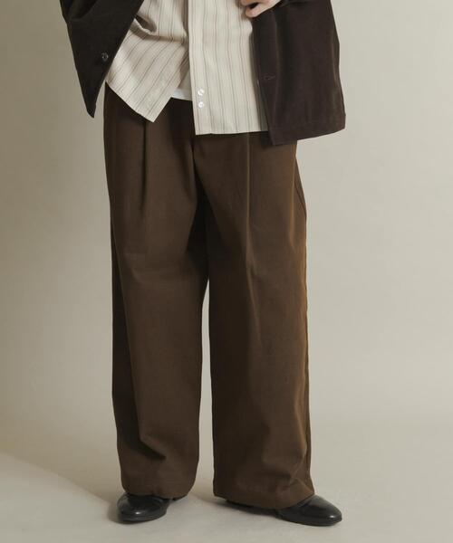 SENSE OF PLACE by URBAN RESEARCH（センスオブプレイスバイアーバンリサーチ）の「ボリュームタックワイドパンツ（その他パンツ・メンズ・アイボリー/ブラック/ブラウン・MEDIUM/LARGE）」の3枚目の写真