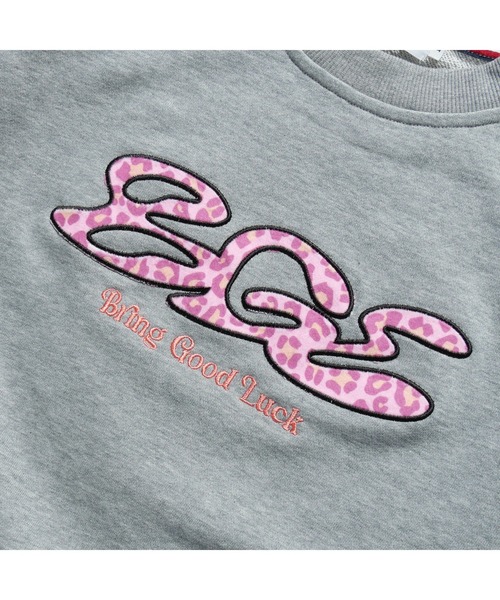 BGL(ビージーエル)の「PINK LEOPARD LOGO SWEAT / クロップド丈 / レオパード / 韓国ストリート 短丈スウェット(スウェット・レディース・グレー/ブラック・FREE)」の15枚目の写真