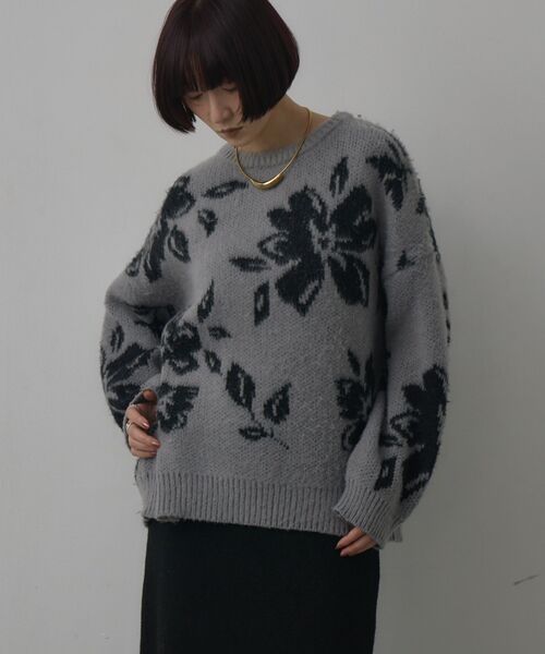 kivi（キヴィ）の「フラワージャガードニット（ニット/セーター・レディース・ブラウン/オフホワイト/ライトグレー・FREE）」の3枚目の写真