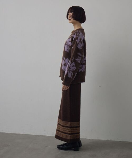 kivi（キヴィ）の「フラワージャガードニット（ニット/セーター・レディース・ブラウン/オフホワイト/ライトグレー・FREE）」の7枚目の写真