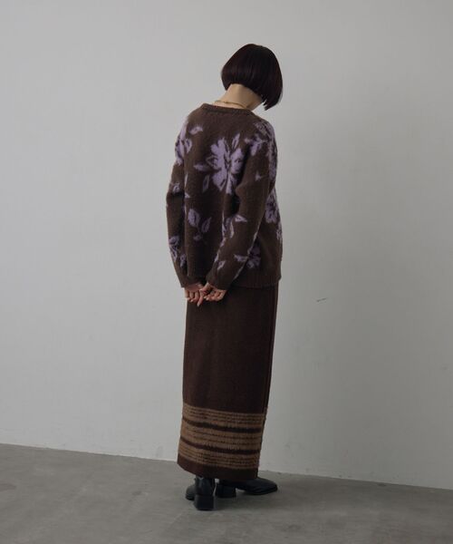 kivi（キヴィ）の「フラワージャガードニット（ニット/セーター・レディース・ブラウン/オフホワイト/ライトグレー・FREE）」の6枚目の写真