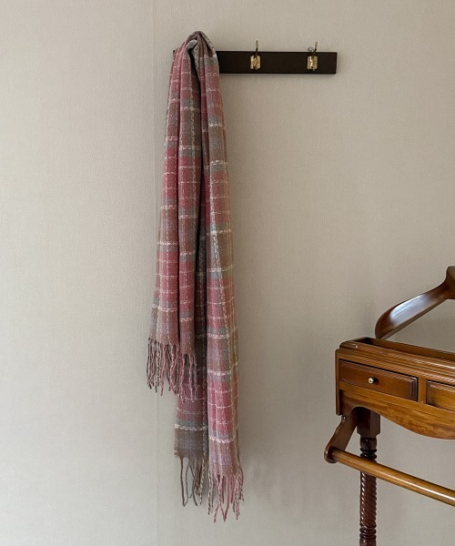 by muni:r（バイ ムニール）の「ロージーチェックマフラー（マフラー・レディース・ピンク・FREE）」の8枚目の写真