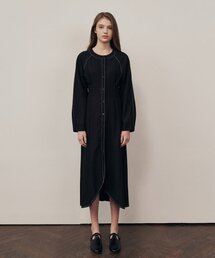 ステッチラウンドワンピース - ブラック