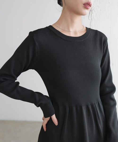 LIAN（リアン）の「リブフレアニットワンピース（ワンピース・レディース・ブラック/アイボリー/チャコールグレー・FREE）」の8枚目の写真