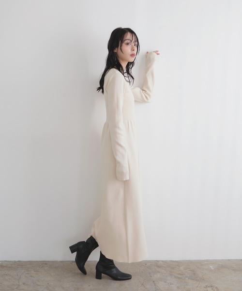 LIAN（リアン）の「リブフレアニットワンピース（ワンピース・レディース・ブラック/アイボリー/チャコールグレー・FREE）」の14枚目の写真