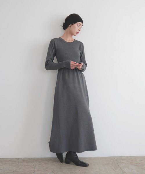 LIAN（リアン）の「リブフレアニットワンピース（ワンピース・レディース・ブラック/アイボリー/チャコールグレー・FREE）」の19枚目の写真