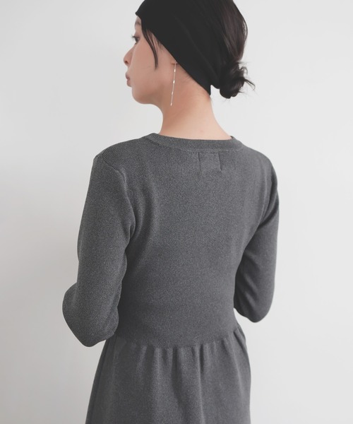 LIAN（リアン）の「リブフレアニットワンピース（ワンピース・レディース・ブラック/アイボリー/チャコールグレー・FREE）」の20枚目の写真