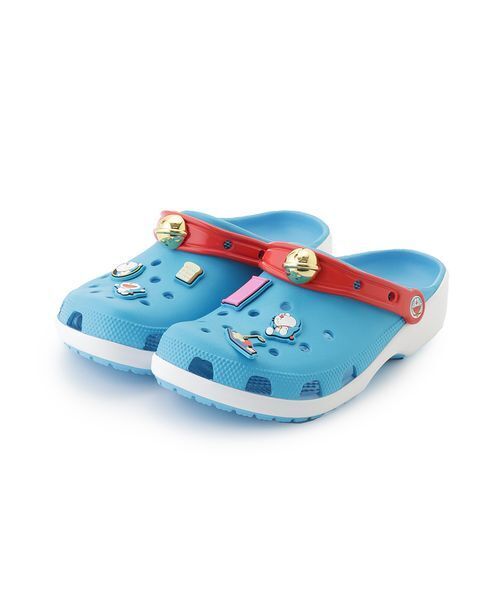 crocs(クロックス)の「【CROCS】211691-90H DORAEMON CLASSIC CLOG(スニーカー・レディース・マルチ・25/24/23/22)」の2枚目の写真