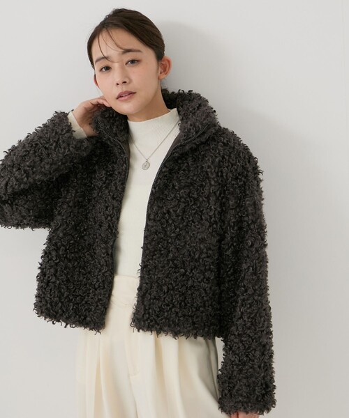 Jayro(ジャイロ)の「プードルファースタンドショートジャケット(その他アウター・レディース・チャコールグレー/オフホワイト/グレー系その他・M)」の4枚目の写真