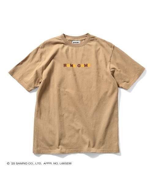 sanrio（サンリオ）の「サンリオキャラクターズ × ホームゲーム [HOMEGAME] - クロミ 半袖 Tシャツ [KUROMI UNIFORM TEE BEIGE HG2501103]（Tシャツ/カットソー・レディース・ベージュ・LARGE/MEDIUM/SMALL/X-LARGE）」の2枚目の写真