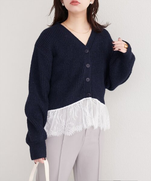 natural couture(ナチュラルクチュール)の「裾レースカーディガン(ニット/セーター・レディース・ブラック/オフホワイト/モカ/ネイビー・FREE)」の4枚目の写真