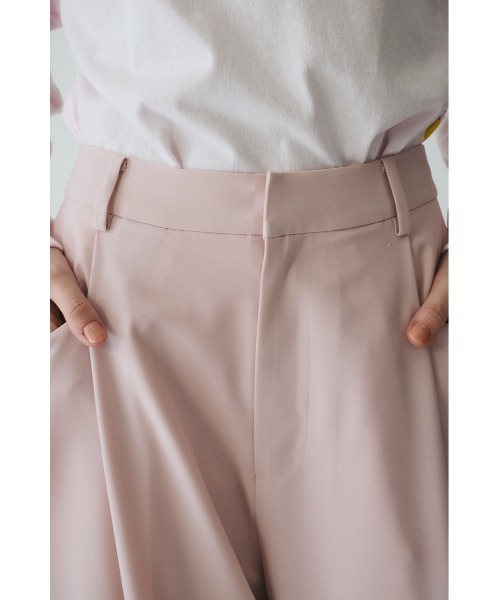 HeRIN.CYE（ヘリンドットサイ）の「Straight tuck pants　　ストレートタックパンツ（その他パンツ・レディース・ライトピンク/オフホワイト/ネイビー・36/38）」の7枚目の写真