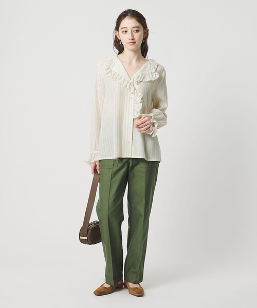 UNITED ARROWS（ユナイテッドアローズ）の「フリルカラー 2WAY ブラウス ‐ウォッシャブル‐（シャツ/ブラウス・レディース・オフホワイト/その他1/ライトブルー・FREE）」の5枚目の写真