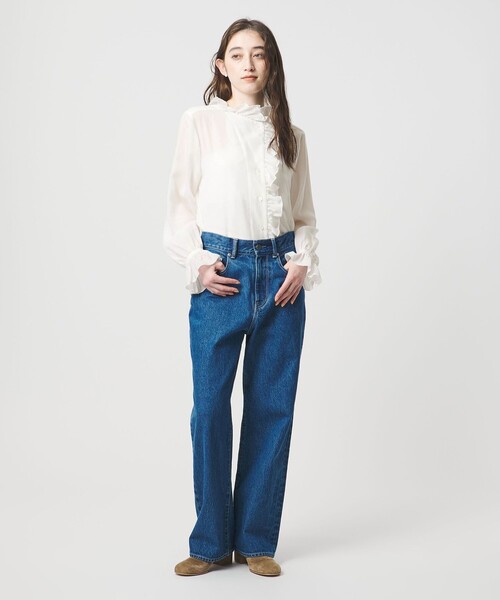 UNITED ARROWS（ユナイテッドアローズ）の「フリルカラー 2WAY ブラウス ‐ウォッシャブル‐（シャツ/ブラウス・レディース・オフホワイト/その他1/ライトブルー・FREE）」の11枚目の写真