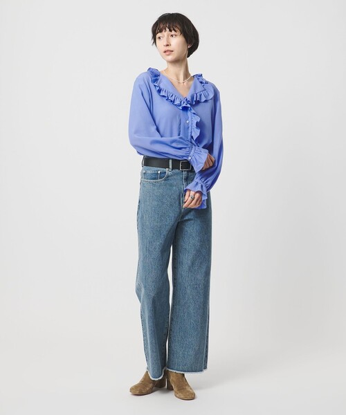 UNITED ARROWS（ユナイテッドアローズ）の「フリルカラー 2WAY ブラウス ‐ウォッシャブル‐（シャツ/ブラウス・レディース・オフホワイト/その他1/ライトブルー・FREE）」の14枚目の写真