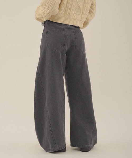 hazyl（ヘイジル）の「low rise wide denim / ローライズワイドデニム（デニムパンツ・レディース・ライトブルー/グレー・MEDIUM/SMALL）」の11枚目の写真