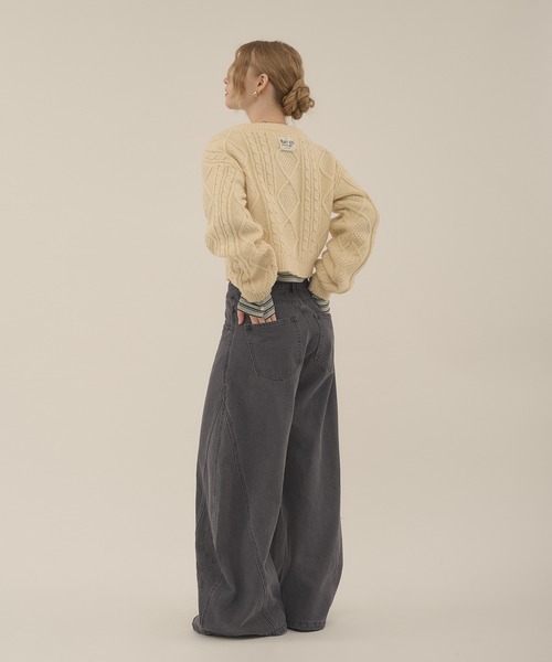 hazyl（ヘイジル）の「low rise wide denim / ローライズワイドデニム（デニムパンツ・レディース・ライトブルー/グレー・MEDIUM/SMALL）」の17枚目の写真