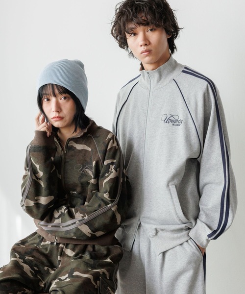 PBLIM(ページボーイリム)の「《UNISEX/セットアップ対応》スウェットトラックジャケット(ジャージ・レディース・グレー/ブラック/カーキ・SMALL/MEDIUM)」の3枚目の写真