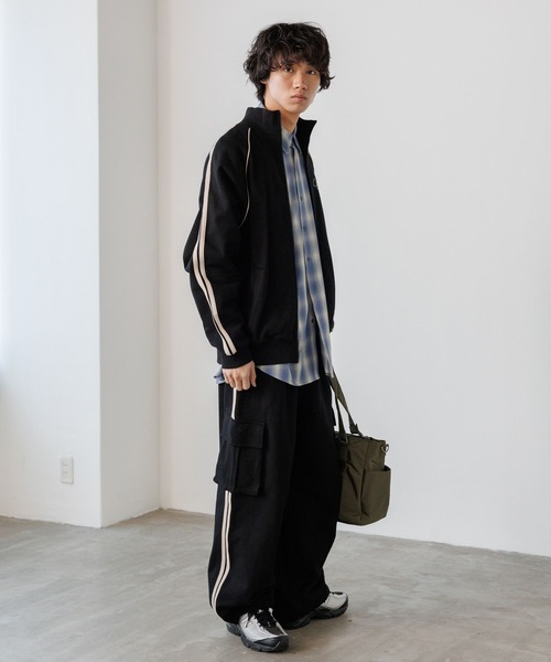 PBLIM(ページボーイリム)の「《UNISEX/セットアップ対応》スウェットトラックジャケット(ジャージ・レディース・グレー/ブラック/カーキ・SMALL/MEDIUM)」の14枚目の写真