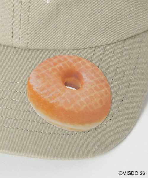 LEPSIM（レプシィム）の「【Mister Donut】ステッカー付きキャップ　627325（キャップ・レディース・グレイッシュベージュ/ブルー/ボルドー・ONE SIZE）」の7枚目の写真