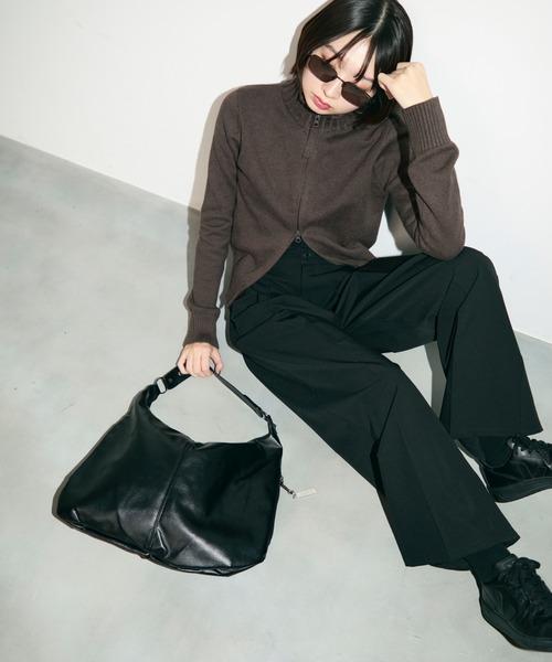 TONER（トナー）の「リラックスショルダーバッグ/ロゴプレート付き（ショルダーバッグ・レディース・レッド/グリーン/ブラウン/ブラック・FREE）」の19枚目の写真