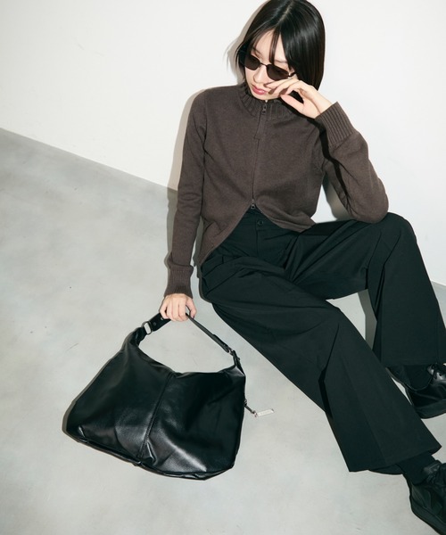 TONER（トナー）の「リラックスショルダーバッグ/ロゴプレート付き（ショルダーバッグ・レディース・レッド/グリーン/ブラウン/ブラック・FREE）」の20枚目の写真