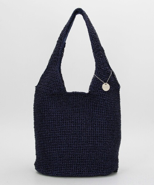 NOLLEY’S（ノーリーズ）の「メタリックコード編みトートバッグ（トートバッグ・レディース・シルバー/ネイビー・FREE）」の2枚目の写真