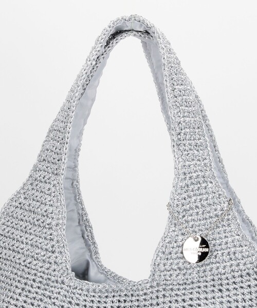 NOLLEY’S（ノーリーズ）の「メタリックコード編みトートバッグ（トートバッグ・レディース・シルバー/ネイビー・FREE）」の12枚目の写真