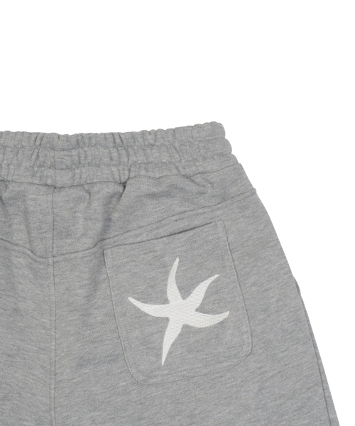 THECOLDESTMOMENT(ザコールデストモーメント)の「TCM back logo half sweat pants (grey)(その他パンツ・レディース・その他・M/L/S)」の5枚目の写真