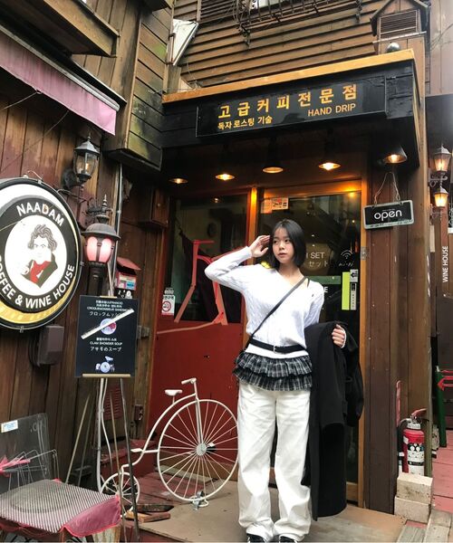 Millo Archive（ミロ アーカイブ）の「リフレクトカーブドパンツ [オフホワイト]（デニムパンツ・レディース・その他・S/M/XL/L）」の12枚目の写真