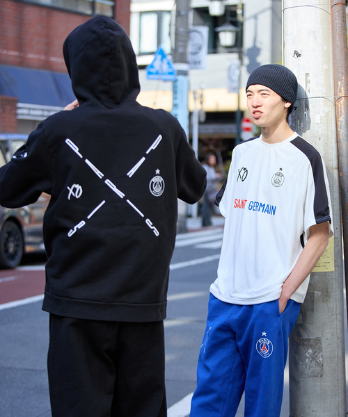 PARIS SAINT-GERMAIN(パリサンジェルマン)の「【Paris Saint-Germain / パリ・サン=ジェルマン】PSG X XO JERSEY(Tシャツ/カットソー・メンズ・ホワイト/ブラック・MEDIUM/LARGE/X-LARGE)」の8枚目の写真