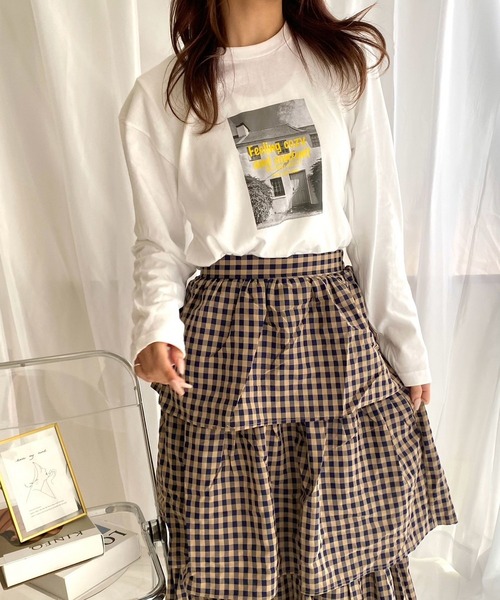 etta(エタ)の「白黒英字ロンT/長袖Tシャツ(Tシャツ/カットソー・レディース・B/A・MEDIUM)」の1枚目の写真