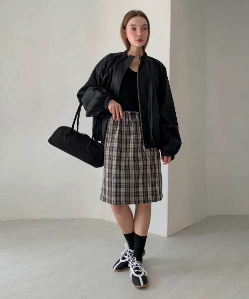 VASCARA（バスカラ）の「String Check Midi Skirt (2colors)（スカート・レディース・ベージュ/ブラック・FREE）」の3枚目の写真