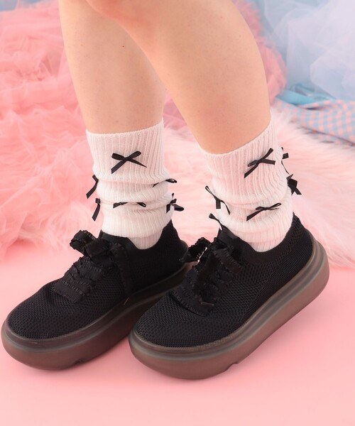 CAROLINA GLASER（カロリナ グレイサー）の「リボン付き リブ ハイソックス（ソックス/靴下・レディース・ホワイト/グレー/ブラック・ONE SIZE）」の6枚目の写真