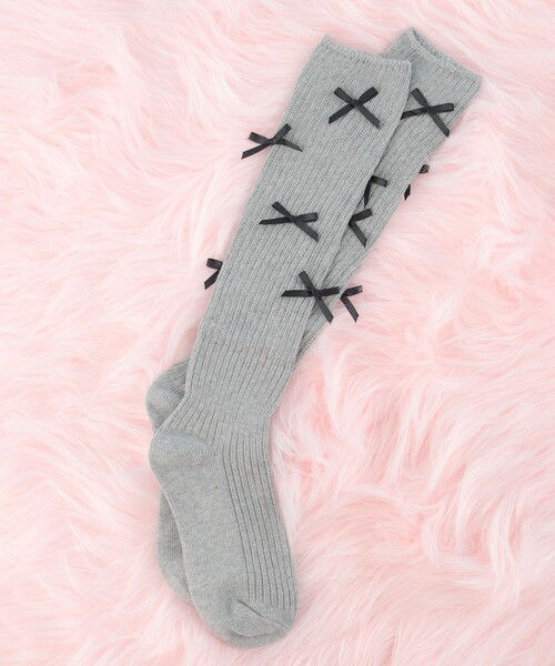 CAROLINA GLASER（カロリナ グレイサー）の「リボン付き リブ ハイソックス（ソックス/靴下・レディース・ホワイト/グレー/ブラック・ONE SIZE）」の8枚目の写真
