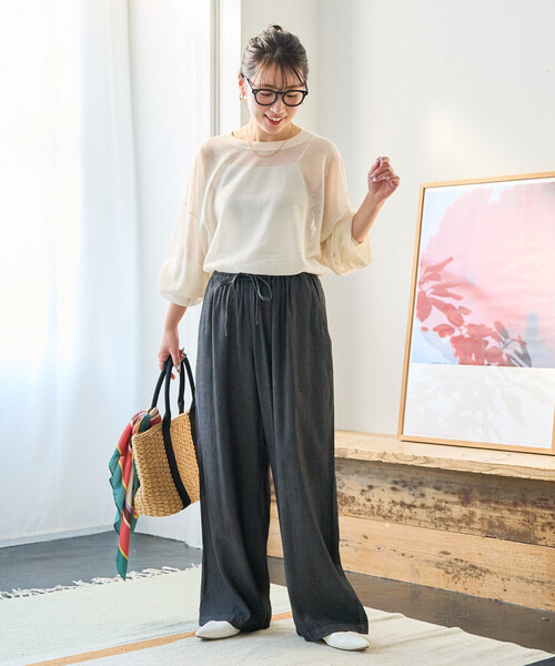 FREAK'S STORE(フリークスストア)の「限定展開 レーヨン デニム イージーパンツ(デニムパンツ・レディース・ブラック/グレー/ネイビー/サックスブルー・SMALL/LARGE/MEDIUM)」の13枚目の写真