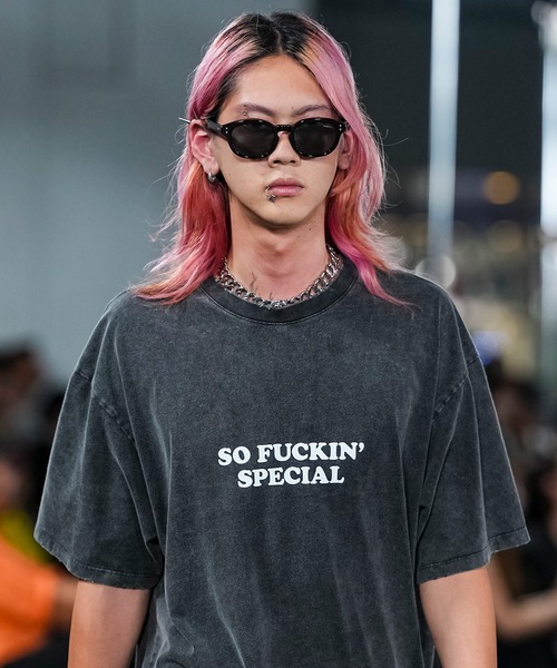MSML(エムエスエムエル)の「SO FUCKIN' SPECIAL T SHIRT(Tシャツ/カットソー・メンズ・ブラック・XL/L/M)」の5枚目の写真