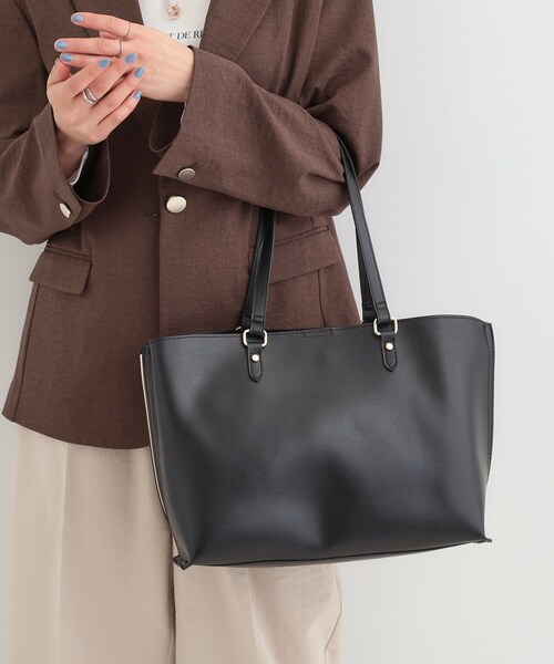 SHOO・LA・RUE（シューラルー）の「【A4】サイド配色トートバッグ（トートバッグ・レディース・アイボリー/ブラック/ブラウン系その他・00）」の2枚目の写真