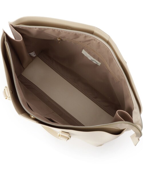 SHOO・LA・RUE（シューラルー）の「【A4】サイド配色トートバッグ（トートバッグ・レディース・アイボリー/ブラック/ブラウン系その他・00）」の16枚目の写真