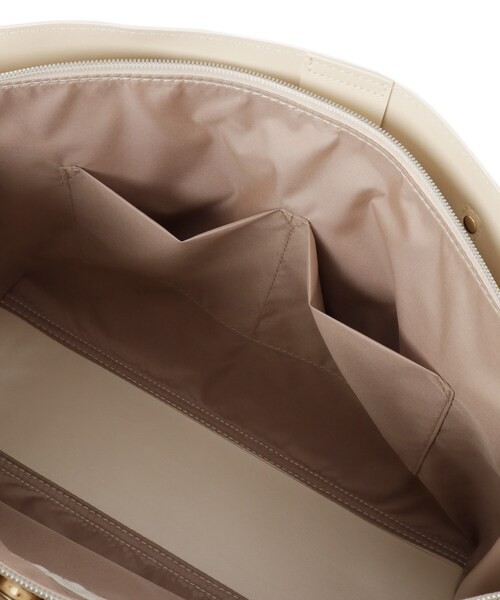 SHOO・LA・RUE（シューラルー）の「【A4】サイド配色トートバッグ（トートバッグ・レディース・アイボリー/ブラック/ブラウン系その他・00）」の9枚目の写真