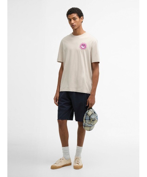 Barbour(バブアー)の「Westbury リラックス グラフィックTシャツ(Tシャツ/カットソー・メンズ・ベージュ/パープル・SMALL/MEDIUM/LARGE)」の5枚目の写真