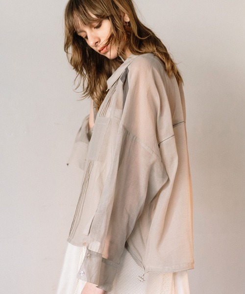 AULA AILA（アウラアイラ）の「ステッチポイントシアーシャツ（シャツ/ブラウス・レディース・ブラウン/グレイッシュベージュ/ブラック・0）」の7枚目の写真