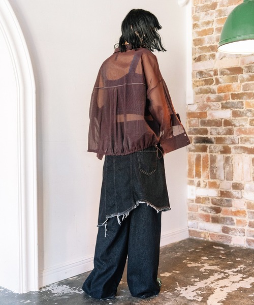 AULA AILA（アウラアイラ）の「ステッチポイントシアーシャツ（シャツ/ブラウス・レディース・ブラウン/グレイッシュベージュ/ブラック・0）」の15枚目の写真