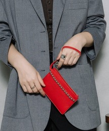 Beau're（ヴュレ）の「【BEAURE/ビュレ】スタッズ レザー マルチ ポーチ（ポーチ）」