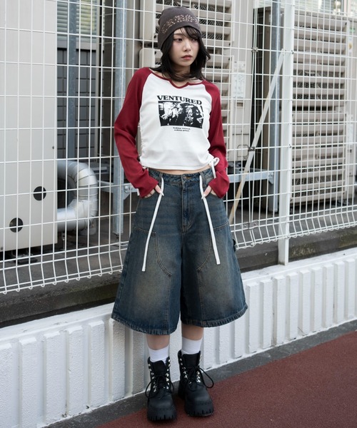 WEGO（ウィゴー）の「WEGO/【26年春夏新作】サイドドロストキーネックロンT（Tシャツ/カットソー・レディース・ブラック系その他5/ブラック/レッド・FREE）」の10枚目の写真